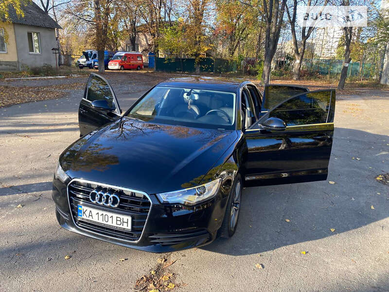 Седан Audi A6 2014 в Киеве