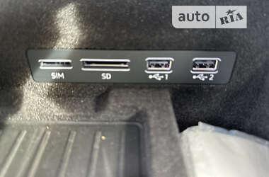 Универсал Audi A6 2019 в 