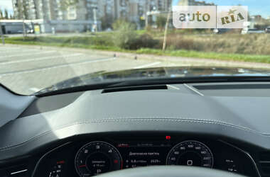 Универсал Audi A6 2019 в 
