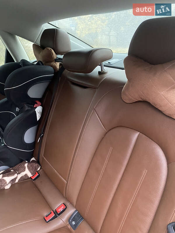 Седан Audi A6 2012 в Харькове