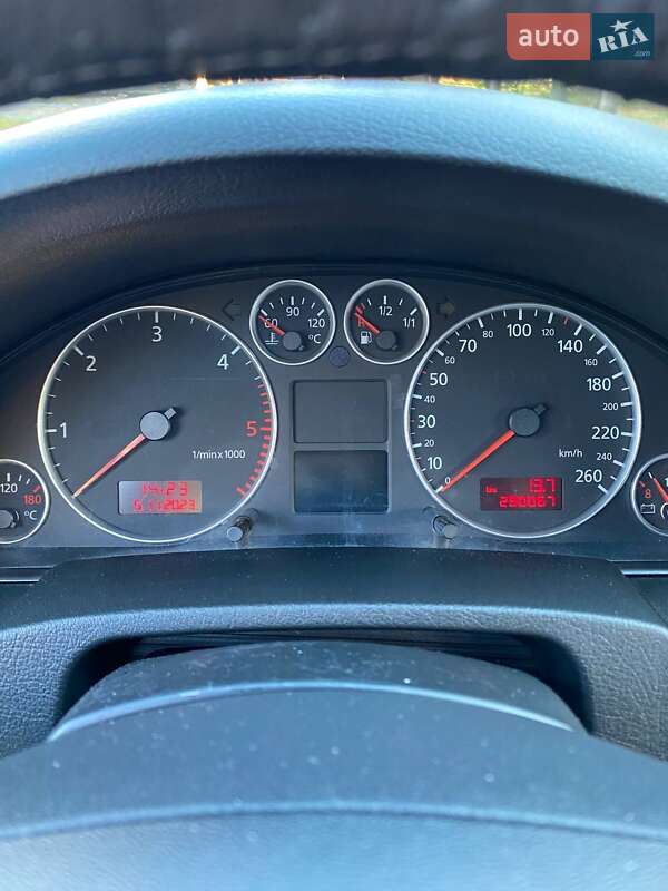Седан Audi A6 2003 в Могилів-Подільському