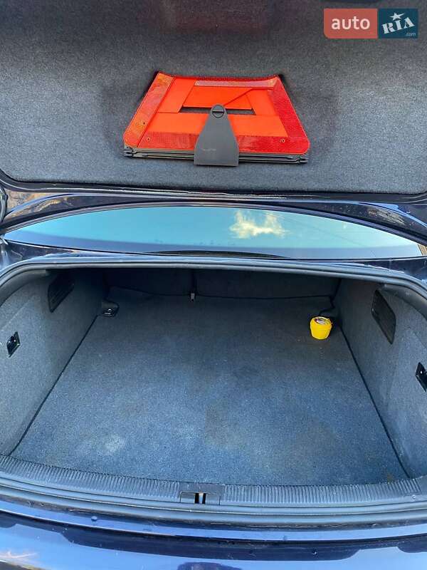 Седан Audi A6 2003 в Могилів-Подільському