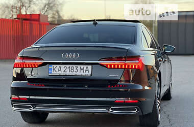Седан Audi A6 2022 в 