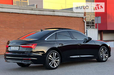 Седан Audi A6 2022 в 
