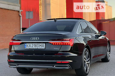 Седан Audi A6 2022 в 