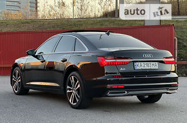 Седан Audi A6 2022 в 