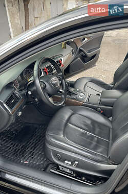 Седан Audi A6 2015 в 