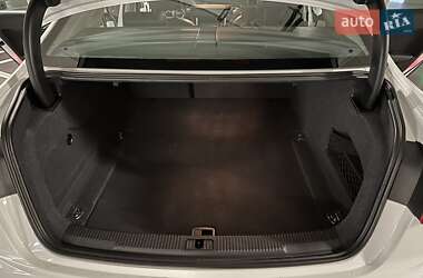 Седан Audi A6 2013 в 