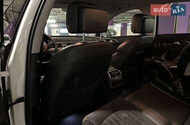 Седан Audi A6 2013 в 
