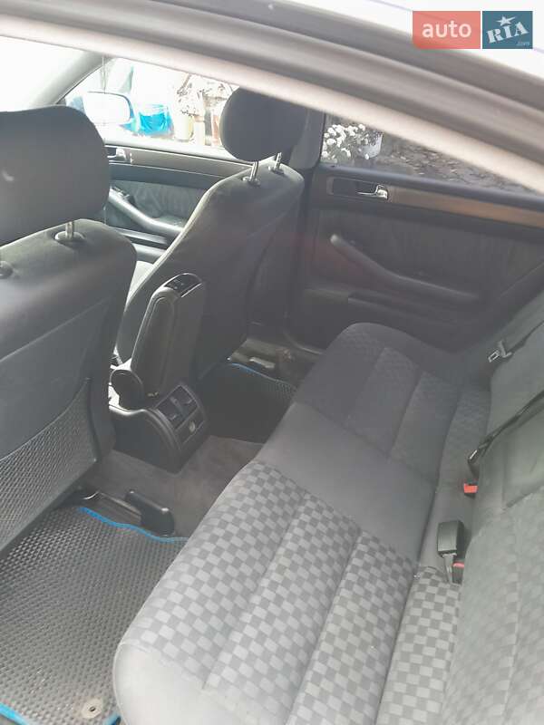 Седан Audi A6 1999 в Чорткове