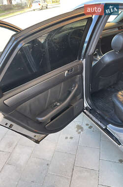Седан Audi A6 2003 в 