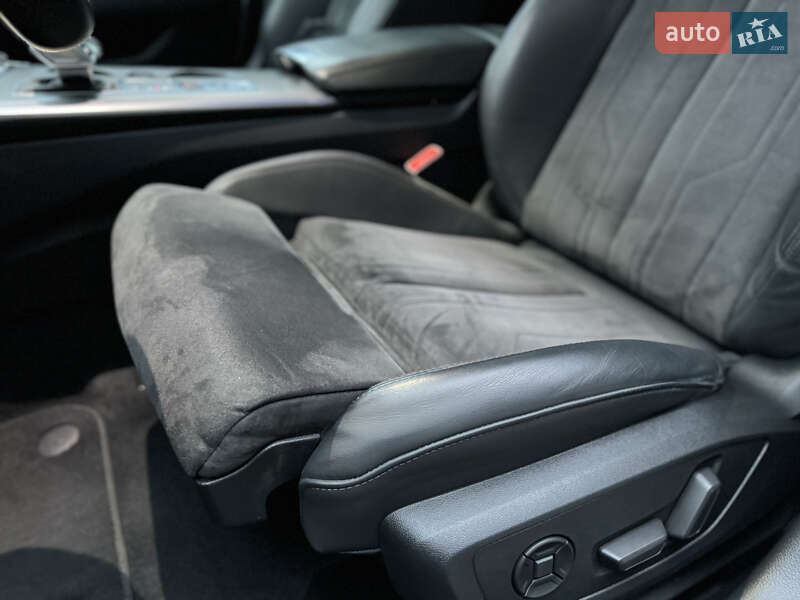 Седан Audi A6 2021 в Мукачевому