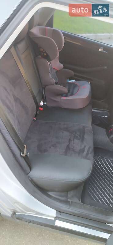 Универсал Audi A6 2000 в Черновцах