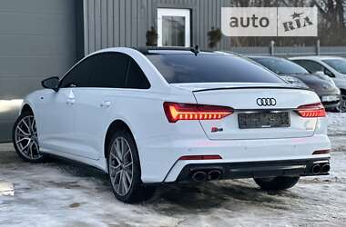 Седан Audi A6 2019 в 