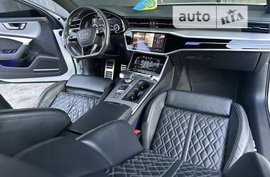 Седан Audi A6 2019 в 