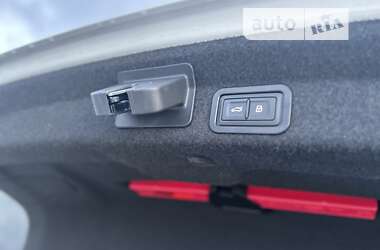 Седан Audi A6 2019 в 
