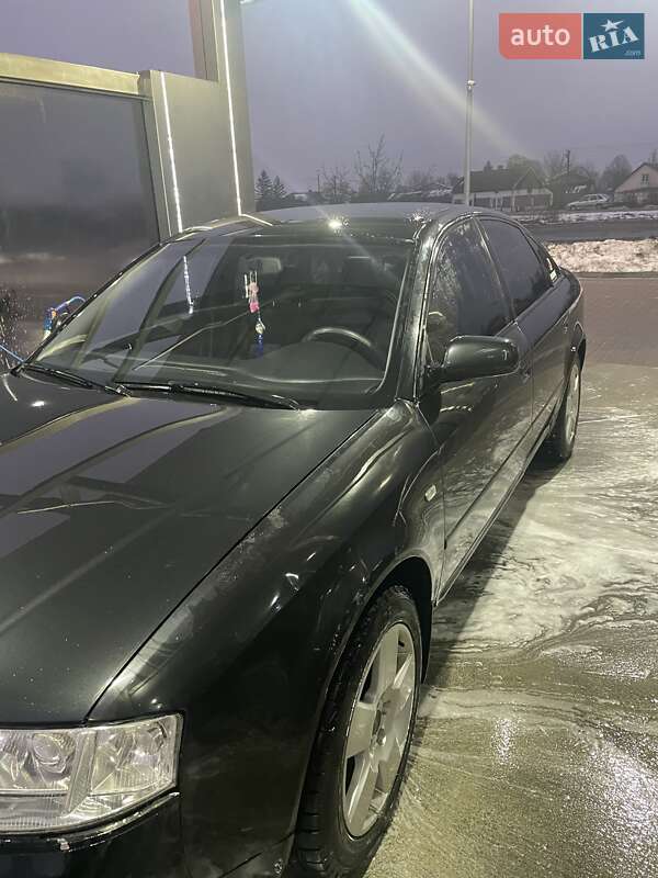 Седан Audi A6 1998 в Городке