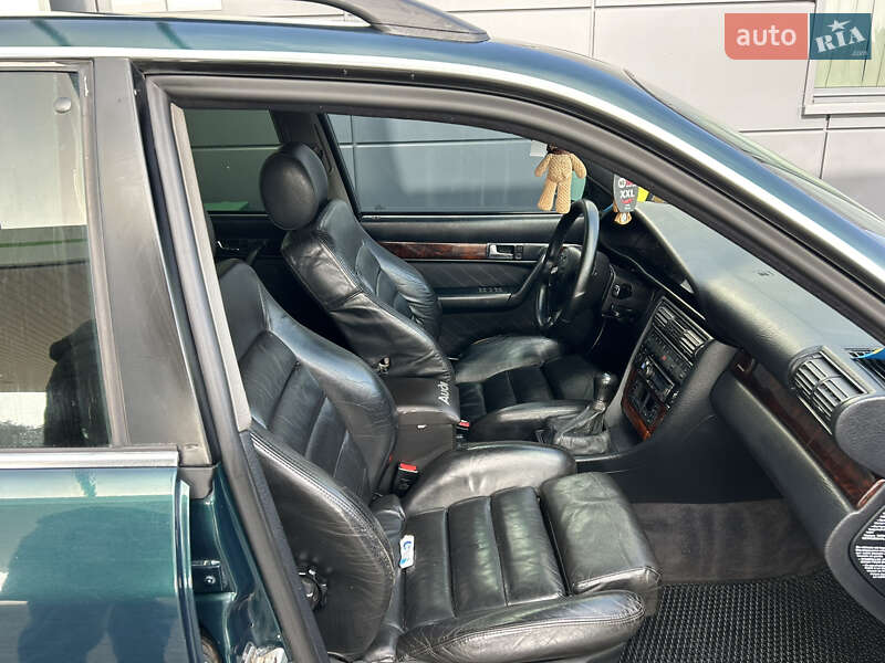 Универсал Audi A6 1997 в Шацке