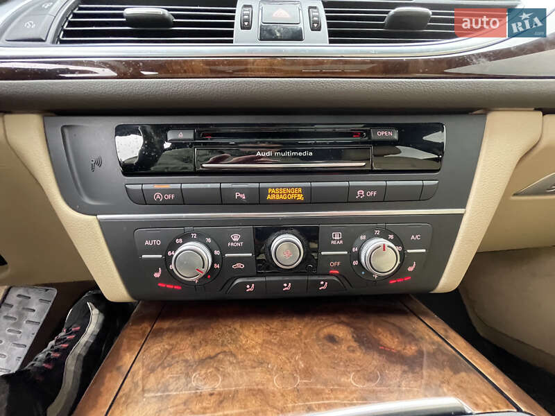 Седан Audi A6 2014 в Тернополе