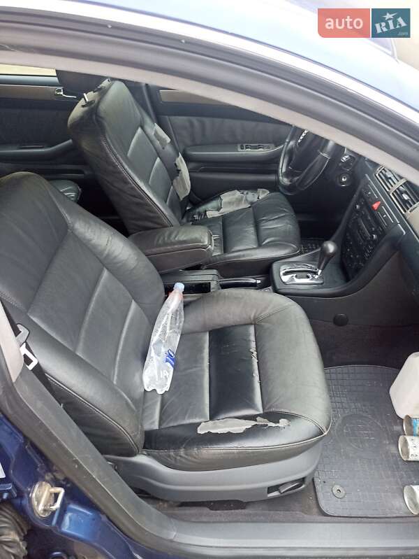 Седан Audi A6 2000 в Шаргороде