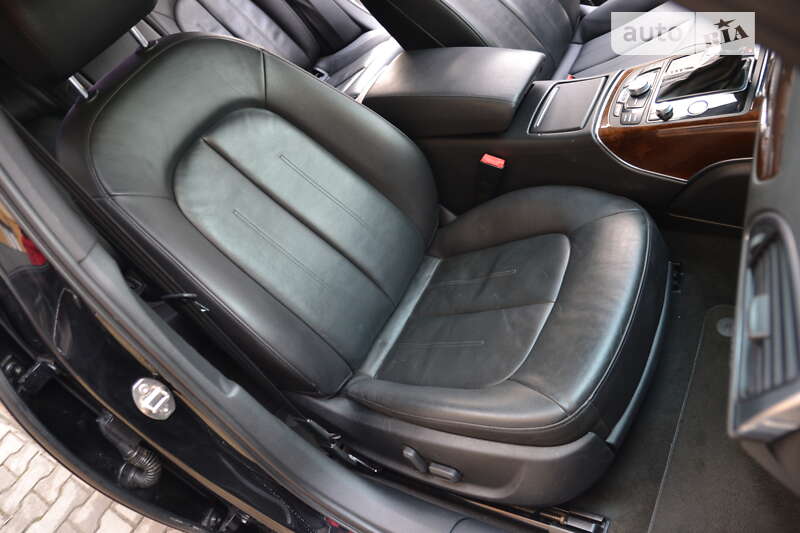 Седан Audi A6 2013 в Луцке
