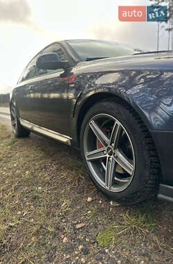 Седан Audi A6 2010 в 