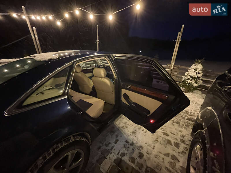 Седан Audi A6 2000 в Полянице