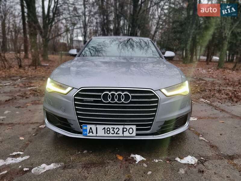 Седан Audi A6 2015 в Киеве