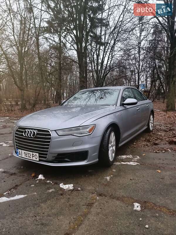 Седан Audi A6 2015 в Киеве