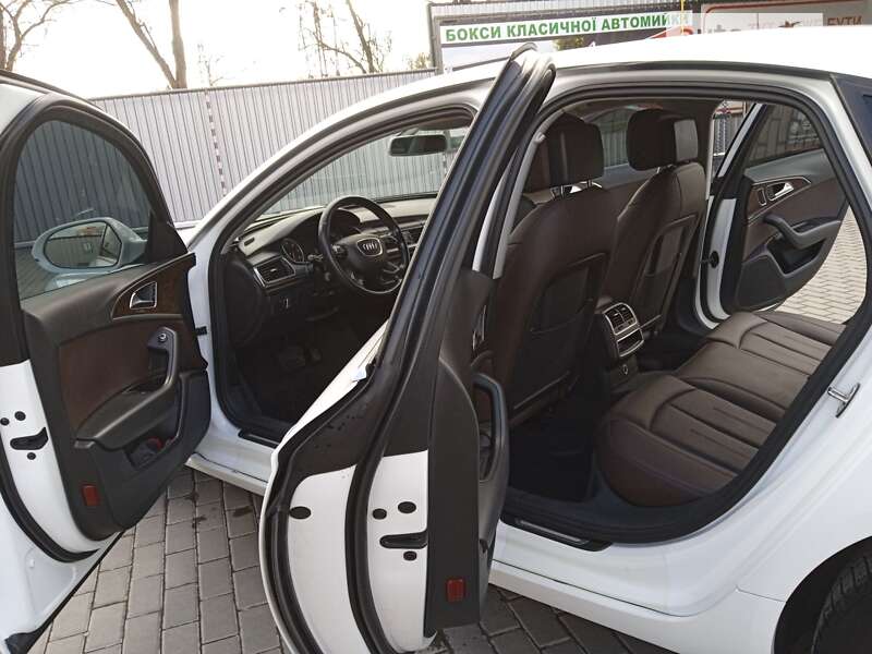 Седан Audi A6 2011 в Олександрії