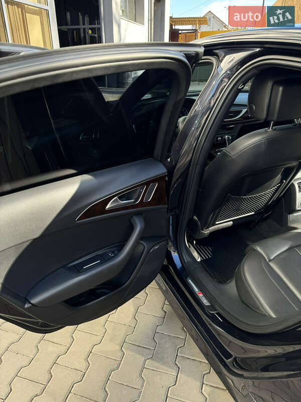 Седан Audi A6 2015 в Чернівцях