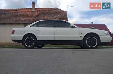 Седан Audi A6 1995 в Берегово