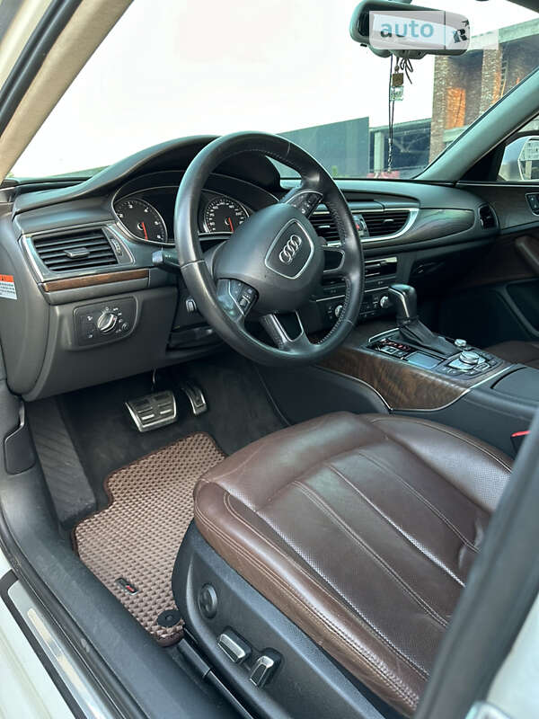 Седан Audi A6 2015 в Хмельницком