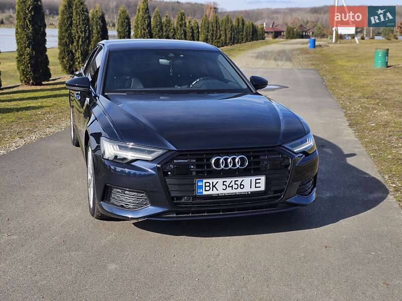 Седан Audi A6 2019 в Чернівцях