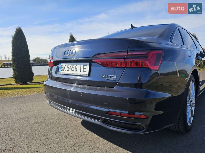 Седан Audi A6 2019 в Чернівцях