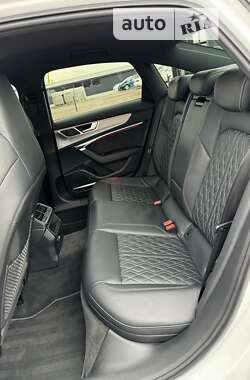 Седан Audi A6 2019 в 