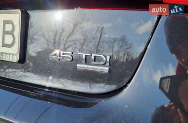 Седан Audi A6 2014 в 