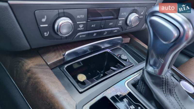 Седан Audi A6 2014 в Одессе