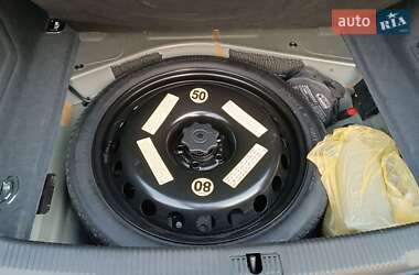 Седан Audi A6 2012 в 