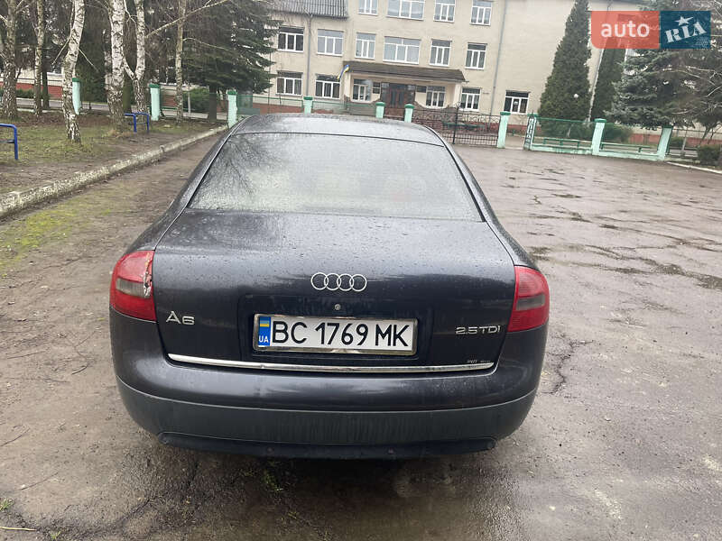 Седан Audi A6 2001 в Городку