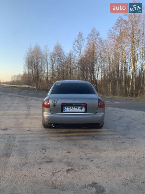 Седан Audi A6 2002 в Шацке