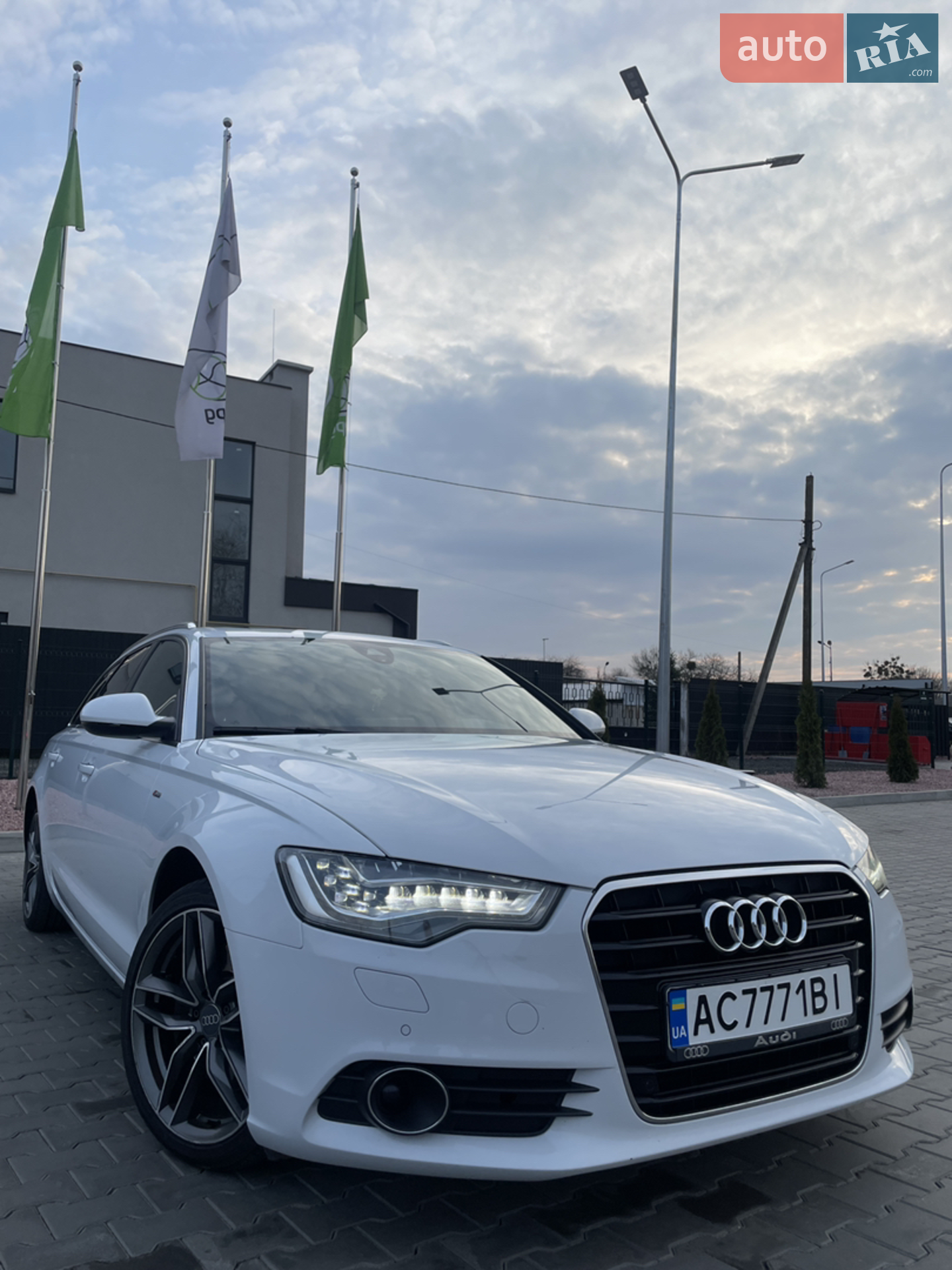 2011 Audi A6 - мініатюра 2