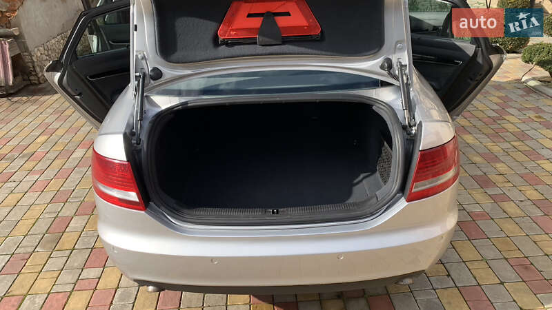 Седан Audi A6 2004 в Болграде