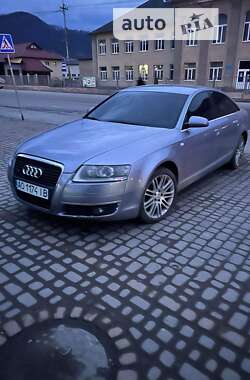 Седан Audi A6 2004 в Воловце