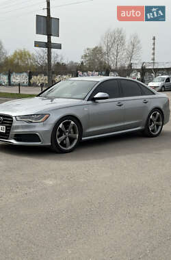 Седан Audi A6 2013 в 