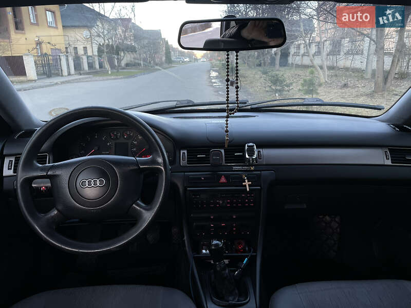 Седан Audi A6 2000 в Івано-Франківську