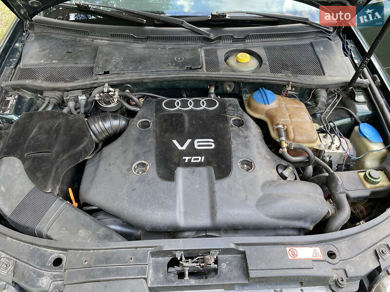 Седан Audi A6 1997 в Липовой Долине