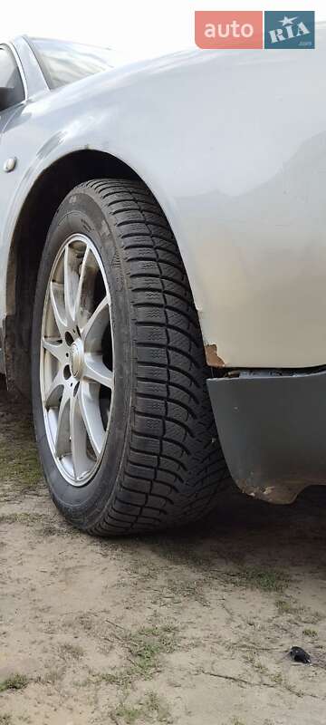 Седан Audi A6 1998 в Сумах