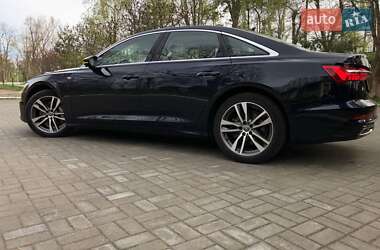 Седан Audi A6 2019 в 