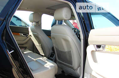 Седан Audi A6 2010 в 